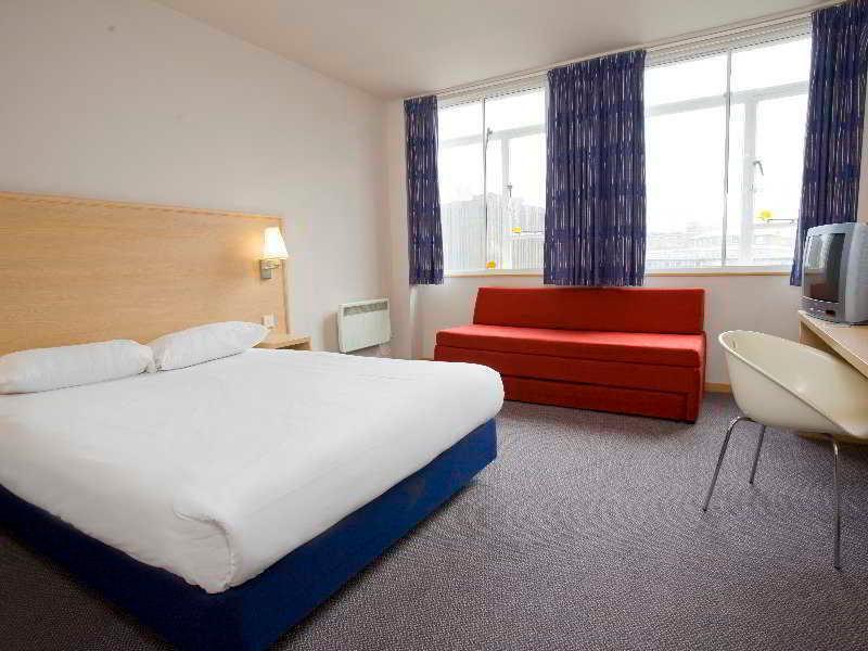 Travelodge Croydon Central 外观 照片