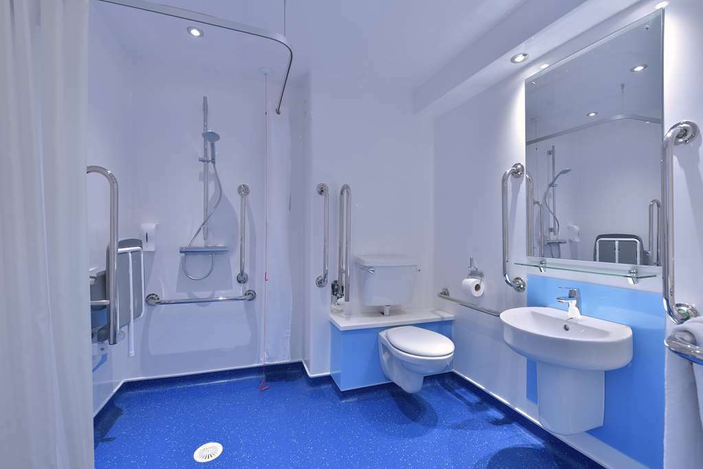 Travelodge Croydon Central 客房 照片